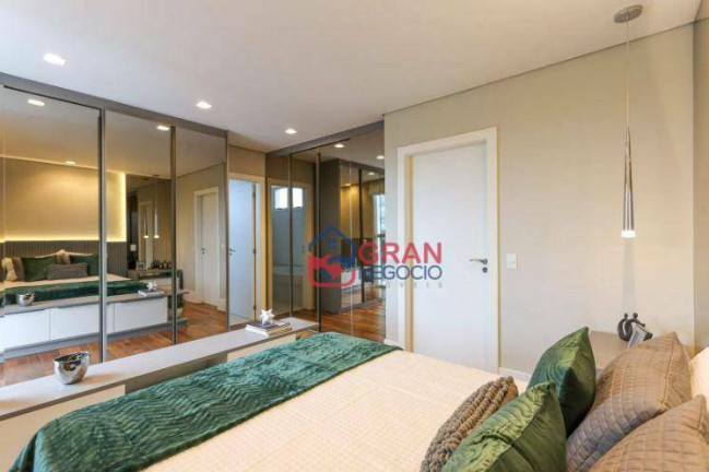 Imagem Apartamento com 3 Quartos à Venda, 176 m² em Cabral - Curitiba Imagem Apartamento com 3 Quartos à Venda, 176 m² em Cabral - Curitiba