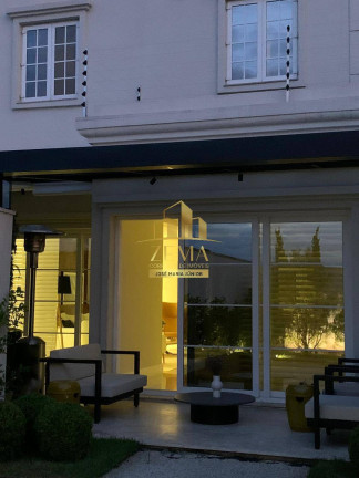 Imagem Casa com 3 Quartos à Venda, 600 m² em Vila Oliveira - Mogi Das Cruzes Imagem Casa com 3 Quartos à Venda, 600 m² em Vila Oliveira - Mogi Das Cruzes
