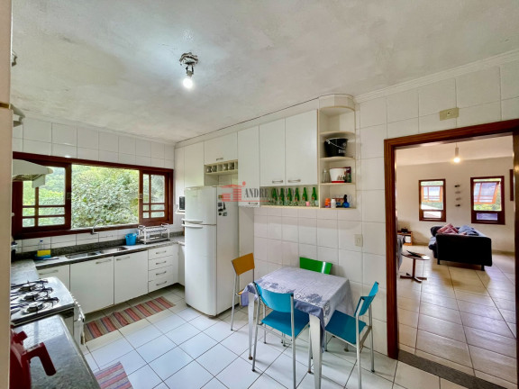 Imagem Casa de Condomínio com 3 Quartos à Venda, 233 m² em Parque Ideal - Carapicuíba Imagem Casa de Condomínio com 3 Quartos à Venda, 233 m² em Parque Ideal - Carapicuíba
