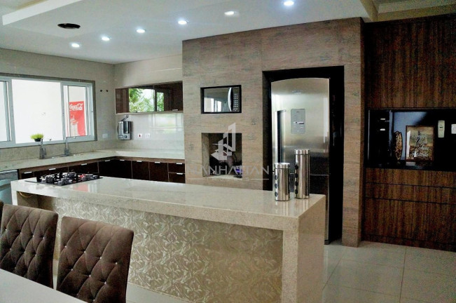 Casa de Condomínio com 3 Quartos à Venda, 260 m² em Jardim Macarenko - Sumaré