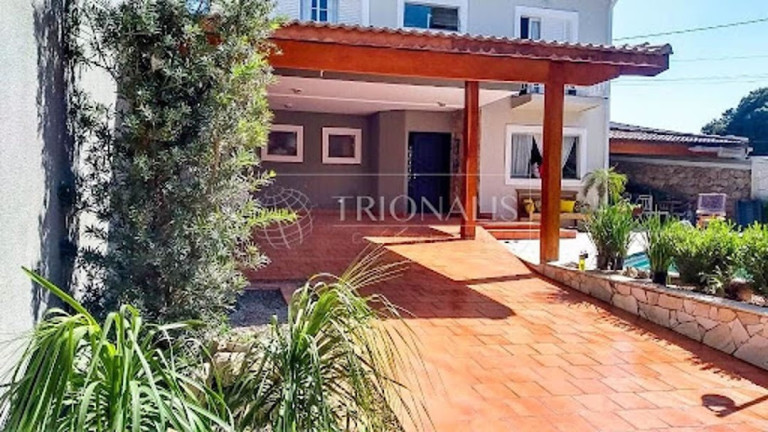 Casa com 3 Quartos à Venda, 280 m² em Vila Petrópolis - Atibaia