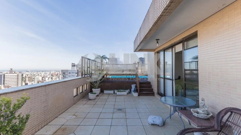 Imagem Imóvel com 4 Quartos à Venda, 353 m² em Três Figueiras - Porto Alegre