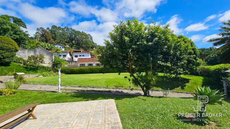 Imagem Casa com 3 Quartos à Venda, 240 m² em Bom Retiro - Teresópolis Imagem Casa com 3 Quartos à Venda, 240 m² em Bom Retiro - Teresópolis