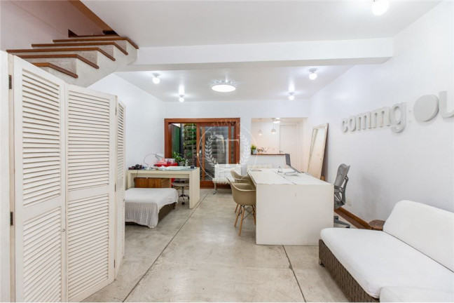 Imagem Casa com 3 Quartos à Venda, 150 m² em Jardins - São Paulo