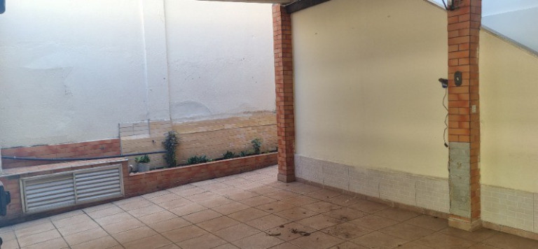 Imagem Casa com 6 Quartos à Venda, 288 m² em Jardim Vinte E Cinco De Agosto - Duque De Caxias Imagem Casa com 6 Quartos à Venda, 288 m² em Jardim Vinte E Cinco De Agosto - Duque De Caxias