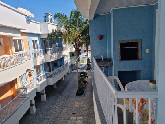 Apartamento com 2 Quartos para Temporada,  em Bombas - Bombinhas