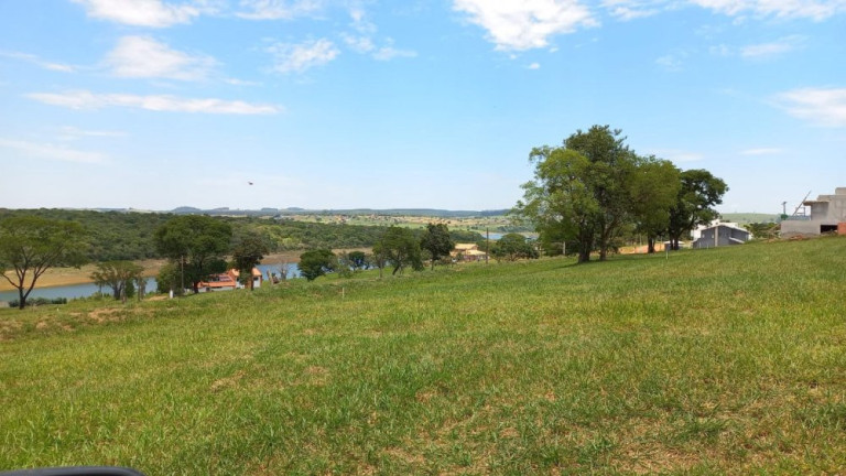Imagem Imóvel à Venda, 2.500 m² em Riviera De Santa Cristina Xiii - Paranapanema Imagem Imóvel à Venda, 2.500 m² em Riviera De Santa Cristina Xiii - Paranapanema