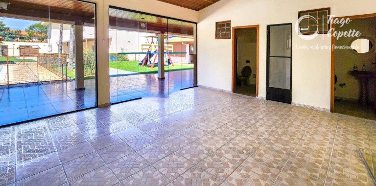 Imagem Casa com 4 Quartos à Venda, 579 m² em Jardim Tereza Cristina - Jundiaí Imagem Casa com 4 Quartos à Venda, 579 m² em Jardim Tereza Cristina - Jundiaí