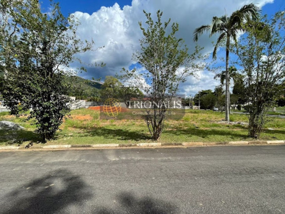 Imagem Terreno à Venda, 1.642 m² em Condomínio Flamboyant - Atibaia Imagem Terreno à Venda, 1.642 m² em Condomínio Flamboyant - Atibaia