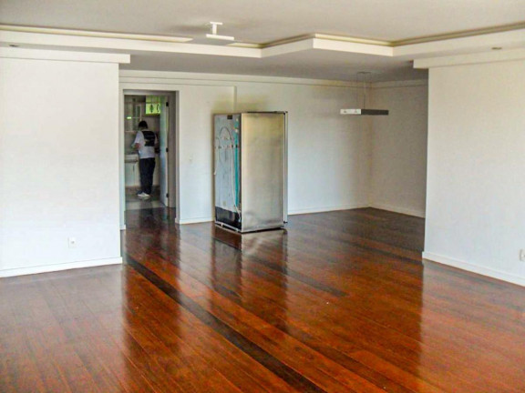 Imagem Apartamento com 4 Quartos à Venda, 245 m² em Barra Da Tijuca - Rio De Janeiro