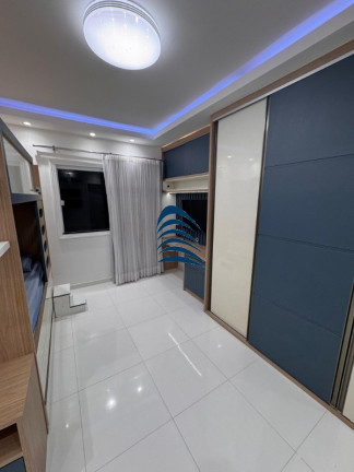 Imagem Imóvel com 3 Quartos à Venda, 169 m² em Buraquinho - Lauro De Freitas Imagem Imóvel com 3 Quartos à Venda, 169 m² em Buraquinho - Lauro De Freitas