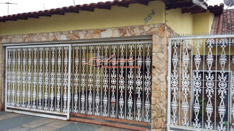 Casa de Vila com 3 Quartos à Venda, 345 m²