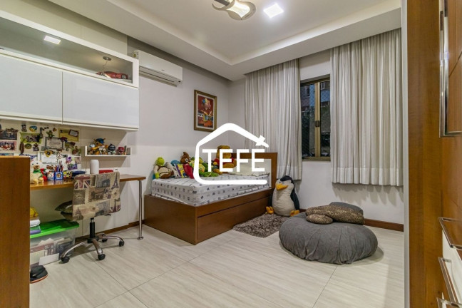 Imagem Apartamento com 3 Quartos à Venda, 182 m² em Copacabana - Rio De Janeiro