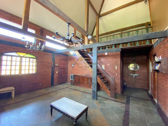 Imagem Casa com 4 Quartos à Venda, 200 m² em Iucas - Teresópolis