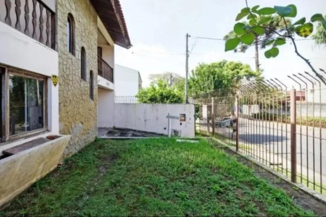Imagem Casa com 3 Quartos à Venda, 308 m² em Santa Quitéria - Curitiba Imagem Casa com 3 Quartos à Venda, 308 m² em Santa Quitéria - Curitiba