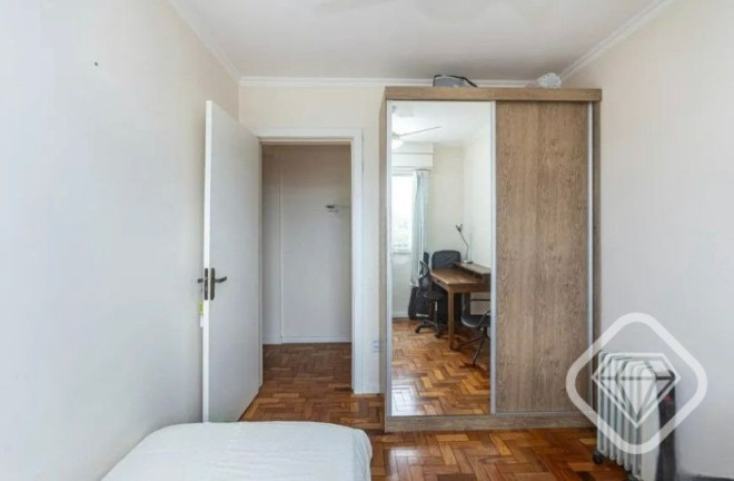 Imagem Apartamento com 3 Quartos à Venda,  em Cristal - Porto Alegre