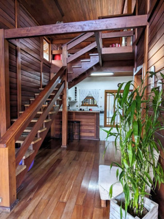 Imagem Casa com 2 Quartos à Venda, 170 m² em Floresta - Joinville