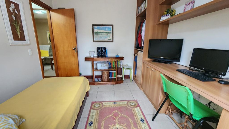 Imagem Apartamento com 2 Quartos à Venda, 54 m² em Várzea - Teresópolis