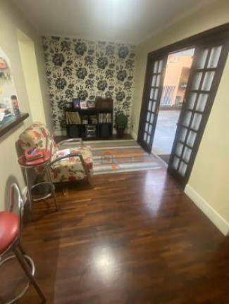Imagem Casa com 3 Quartos à Venda, 425 m² em Vila Tijuco - Guarulhos Imagem Casa com 3 Quartos à Venda, 425 m² em Vila Tijuco - Guarulhos