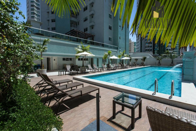 Imagem Apartamento com 3 Quartos à Venda, 217 m² em Centro - Balneário Camboriú Imagem Apartamento com 3 Quartos à Venda, 217 m² em Centro - Balneário Camboriú