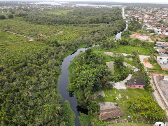 Imagem Casa com 2 Quartos à Venda, 160 m² em Centro - Balneário Barra Do Sul Imagem Casa com 2 Quartos à Venda, 160 m² em Centro - Balneário Barra Do Sul