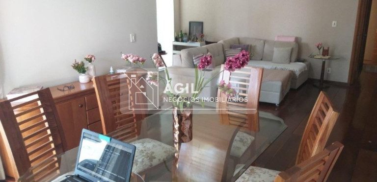 Imagem Casa com 3 Quartos à Venda, 300 m² em Bosque Dos Eucaliptos - São José Dos Campos Imagem Casa com 3 Quartos à Venda, 300 m² em Bosque Dos Eucaliptos - São José Dos Campos