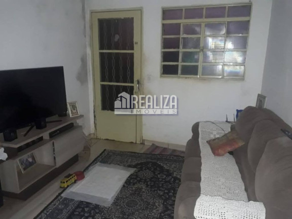 Imagem Casa com 2 Quartos à Venda, 582 m² em São Benedito - Uberaba Imagem Casa com 2 Quartos à Venda, 582 m² em São Benedito - Uberaba