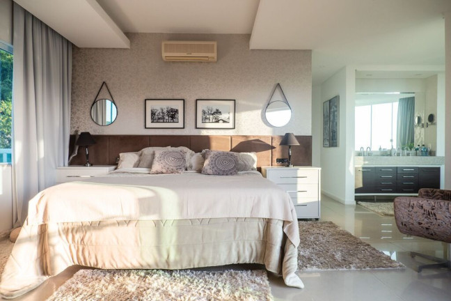 Imagem Casa com 4 Quartos à Venda, 511 m² em Pantanal - Florianópolis