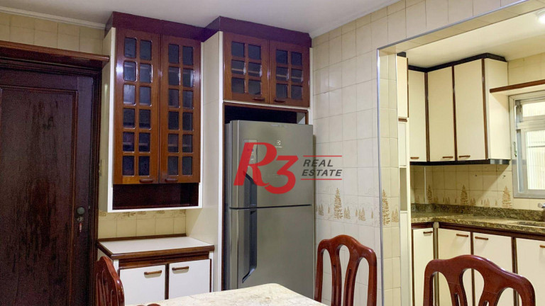 Imagem Sobrado com 3 Quartos para Alugar, 204 m² em Aparecida - Santos