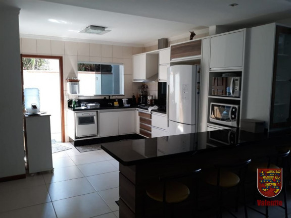 Imagem Casa com 5 Quartos à Venda, 578 m² em Coloninha - Florianópolis