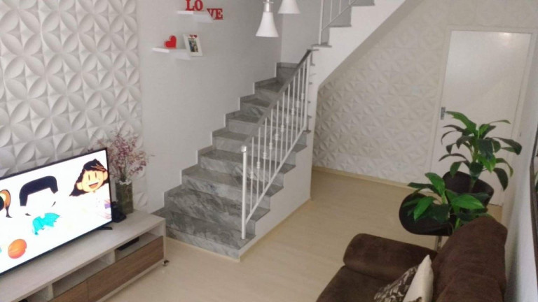 Imagem Sobrado com 5 Quartos à Venda, 250 m² em Vila Eldízia - Santo André