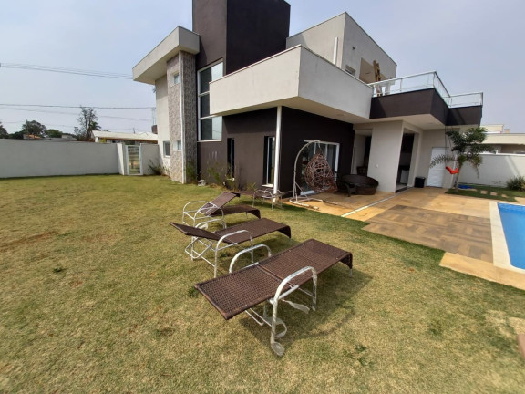 Imagem Casa com 3 Quartos à Venda, 170 m² em Ninho Verde 2 - Pardinho Imagem Casa com 3 Quartos à Venda, 170 m² em Ninho Verde 2 - Pardinho