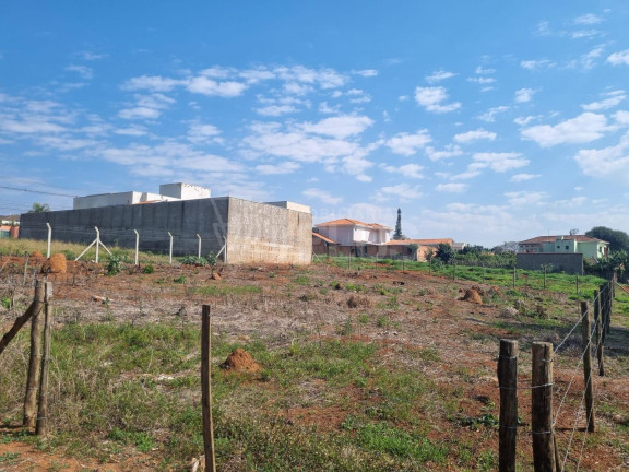 Imagem Terreno à Venda, 960 m² em Estancia Conceição - Itapetininga Imagem Terreno à Venda, 960 m² em Estancia Conceição - Itapetininga