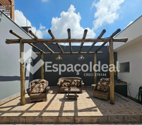 Imagem Casa com 3 Quartos à Venda, 206 m² em Jardim Itamaraty - Lençóis Paulista