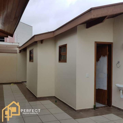 Imagem Casa com 4 Quartos para Alugar, 200 m² em Independência - Taubaté