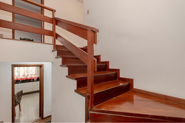 Imagem Casa com 4 Quartos à Venda, 388 m² em Jardim Itu - Porto Alegre Imagem Casa com 4 Quartos à Venda, 388 m² em Jardim Itu - Porto Alegre