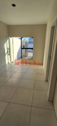 Imagem Casa com 2 Quartos à Venda, 124 m² em 35º Bi - Feira De Santana