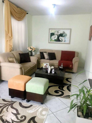 Imagem Casa com 5 Quartos à Venda, 183 m² em Barreiros - São José