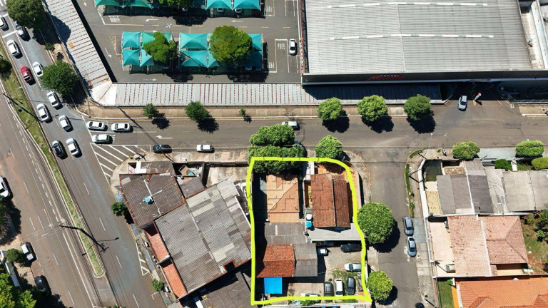 Imagem Terreno à Venda, 800 m² em Nova - Londrina