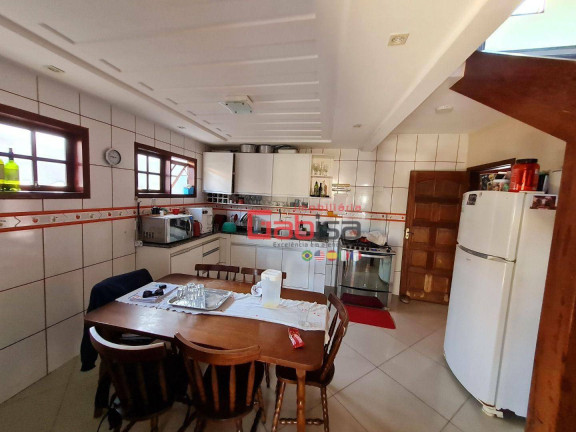 Imagem Casa com 3 Quartos à Venda, 174 m² em José Gonçalves - Armação Dos Búzios