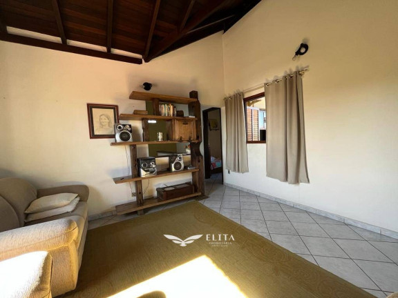 Imagem Sobrado com 5 Quartos à Venda, 170 m² em Itajuba - Barra Velha