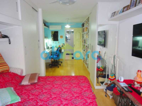 Imagem Apartamento com 3 Quartos à Venda, 140 m² em Flamengo - Rio De Janeiro Imagem Apartamento com 3 Quartos à Venda, 140 m² em Flamengo - Rio De Janeiro