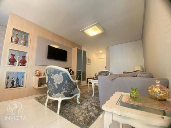 Imagem Apartamento com 3 Quartos à Venda, 121 m² em Centro - Balneário Camboriú Imagem Apartamento com 3 Quartos à Venda, 121 m² em Centro - Balneário Camboriú