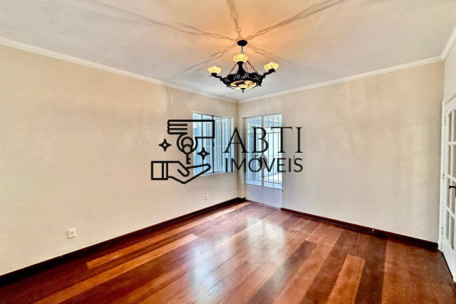 Imagem Casa com 4 Quartos à Venda, 343 m² em Jardim Paulista - São Paulo