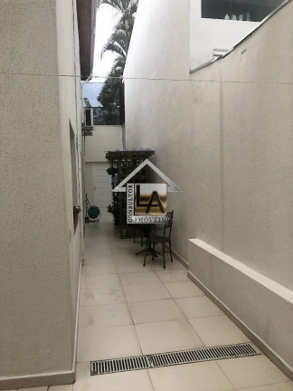 Imagem Casa com 3 Quartos à Venda, 375 m² em Indianópolis - São Paulo Imagem Casa com 3 Quartos à Venda, 375 m² em Indianópolis - São Paulo
