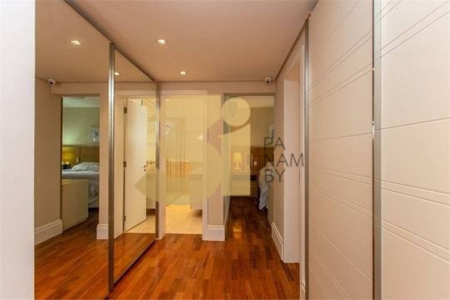 Imagem Apartamento com 3 Quartos à Venda, 223 m² em Itaim Bibi - São Paulo