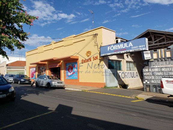 Imóvel Comercial à Venda, 1.203 m² em Centro - Pirassununga