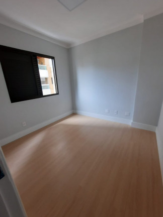 Imagem Apartamento com 3 Quartos à Venda, 130 m² em Gonzaga - Santos Imagem Apartamento com 3 Quartos à Venda, 130 m² em Gonzaga - Santos