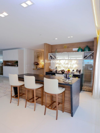 Imagem Imóvel com 5 Quartos à Venda, 359 m² em Centro - Balneário Camboriú Imagem Imóvel com 5 Quartos à Venda, 359 m² em Centro - Balneário Camboriú