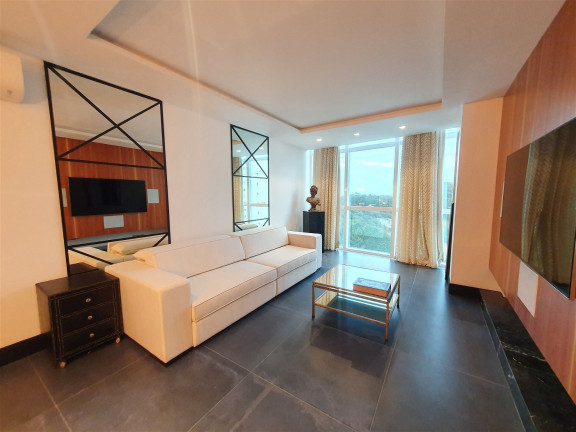 Imagem Cobertura com 3 Quartos à Venda, 268 m² em Pioneiros - Balneário Camboriú